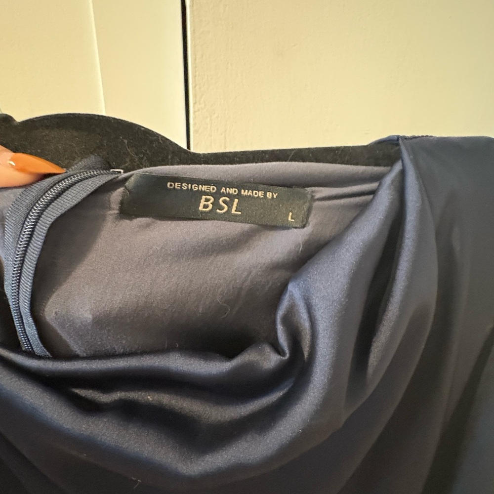 Elegant Navy Blue Satin Dress - Picture 5 of 5